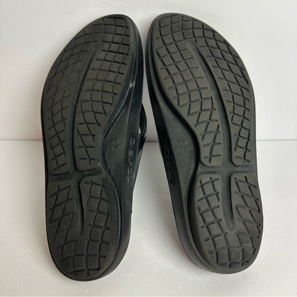 Oofos Oolala Flip Flop Women's Size 9 Sandals EU 40 Thongs Black Recovery - Picture 7 of 10